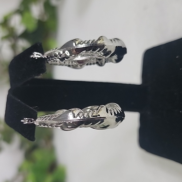 Silver Doorknocker Style Hollow Hoop Earrings - Picture 4 of 7